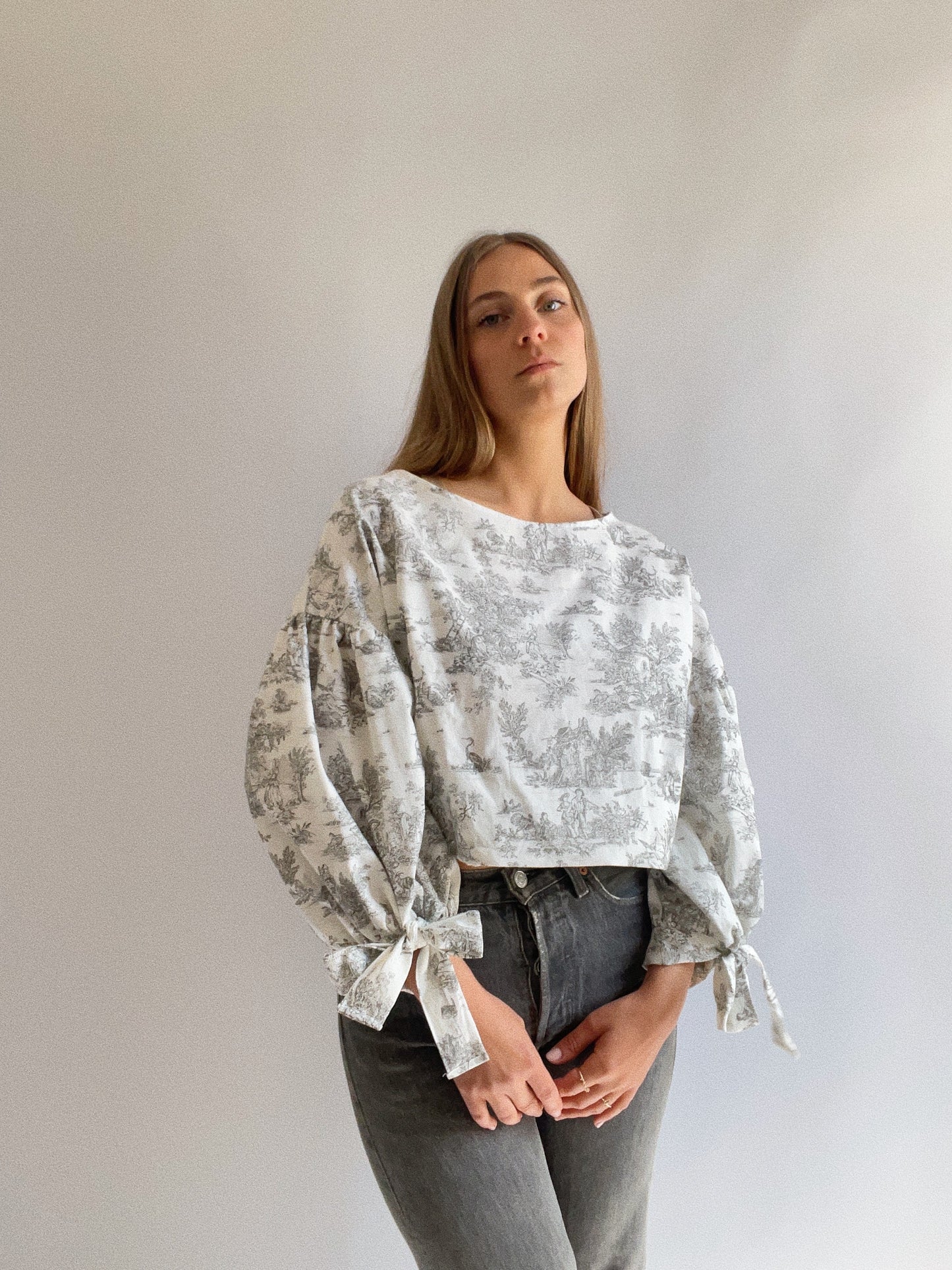 Susan Blouse Velvet Silk