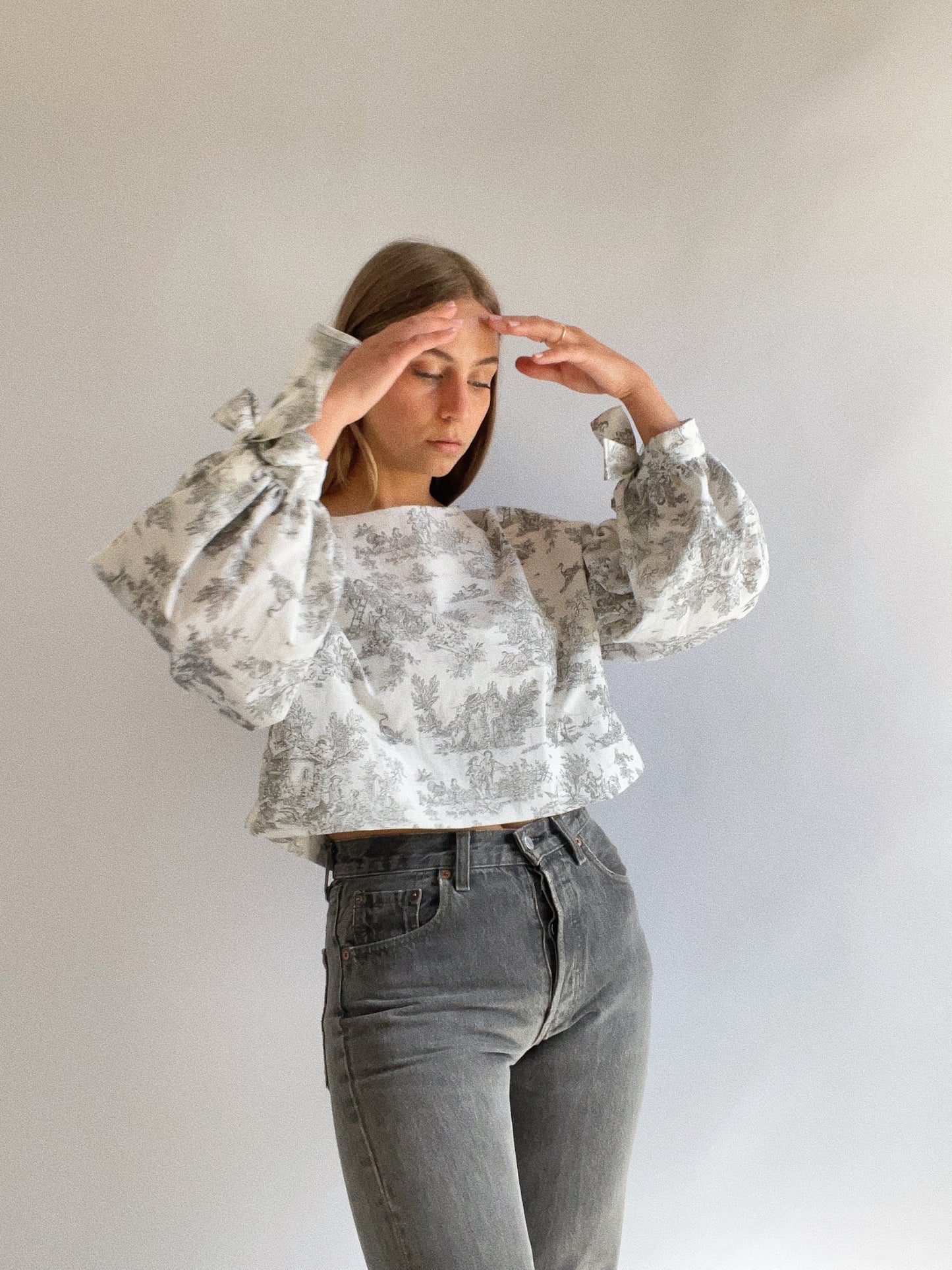Susan Blouse Velvet Silk