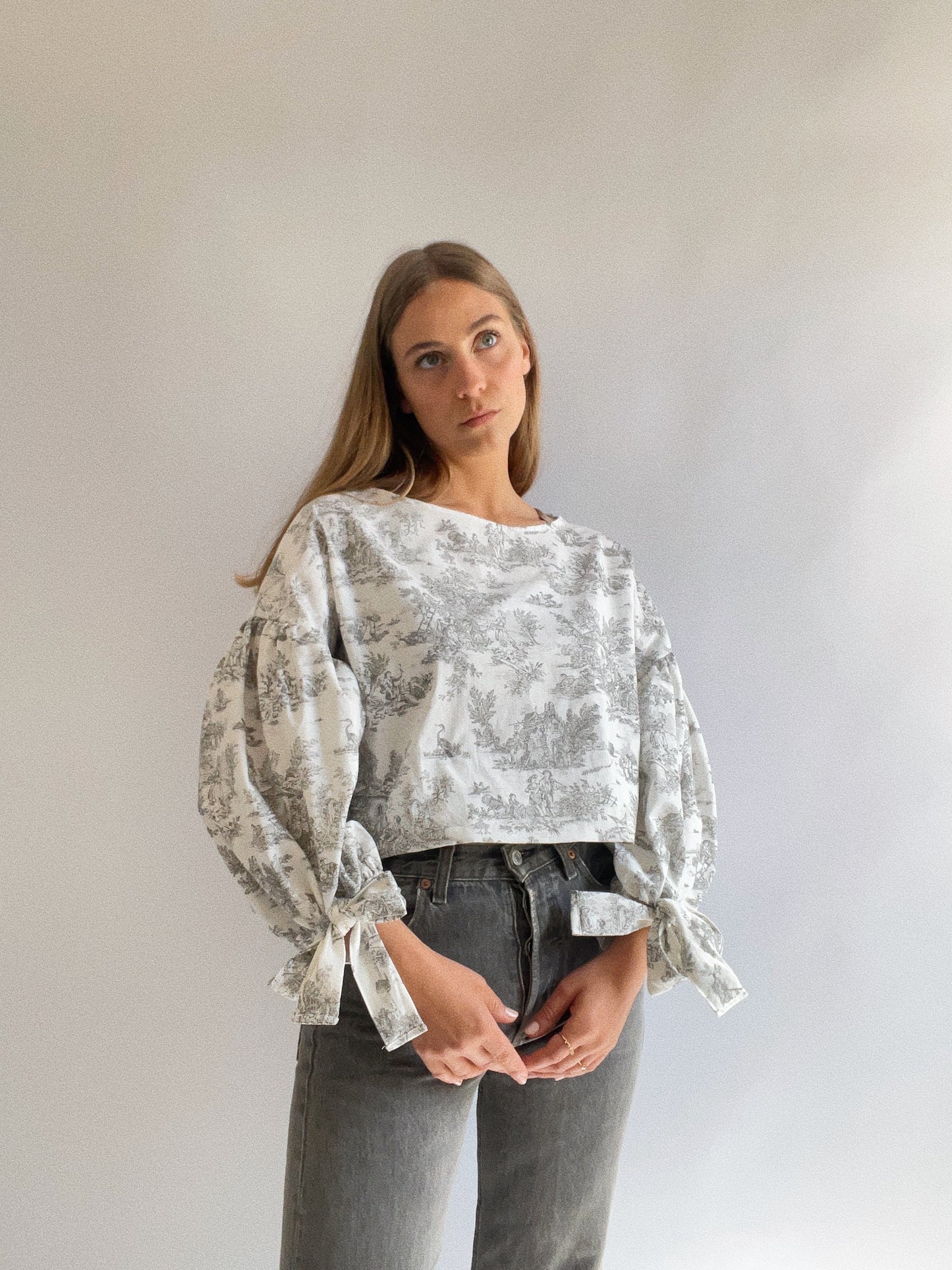 Susan Blouse Velvet Silk