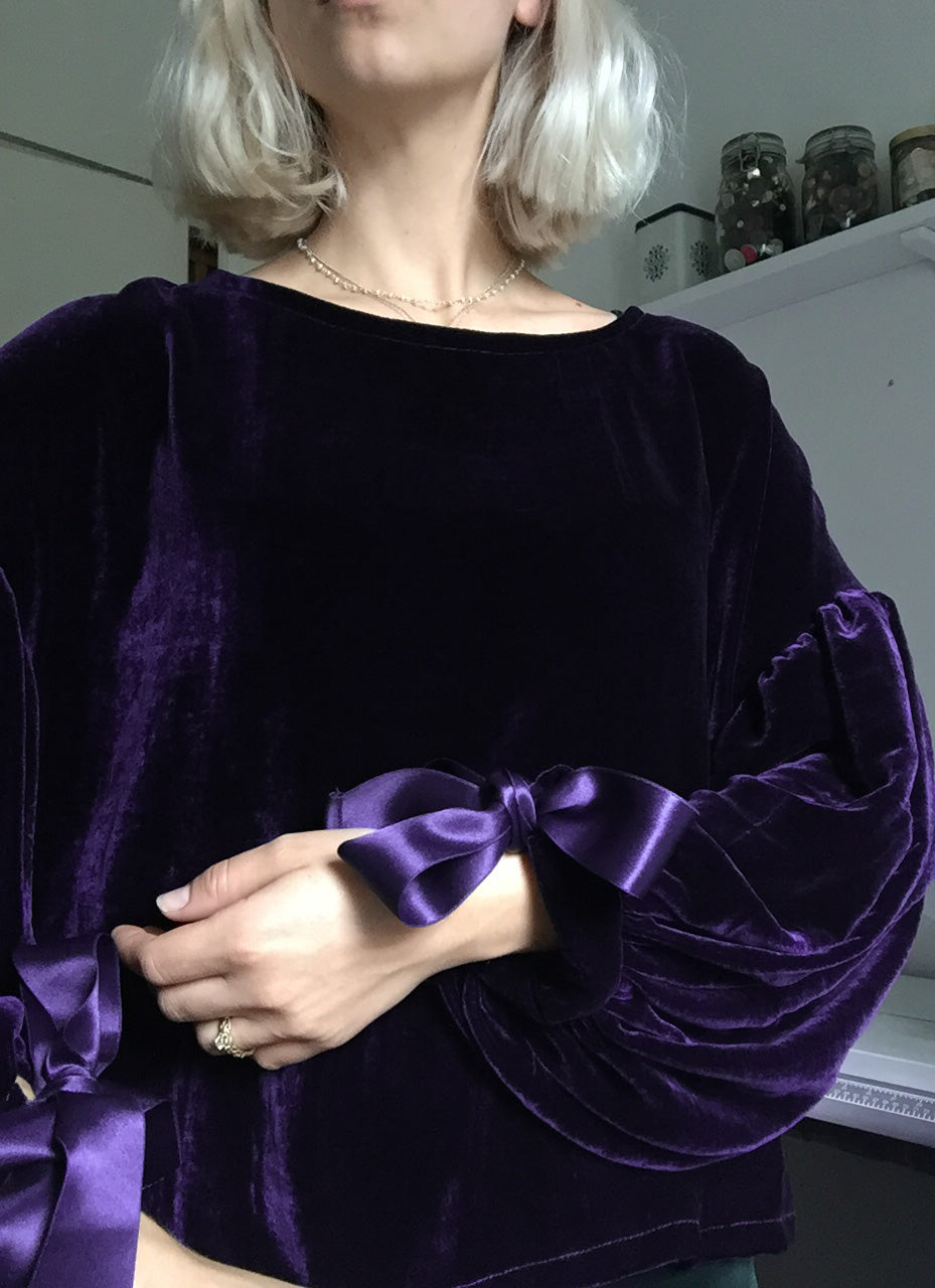 Susan Blouse Velvet Silk