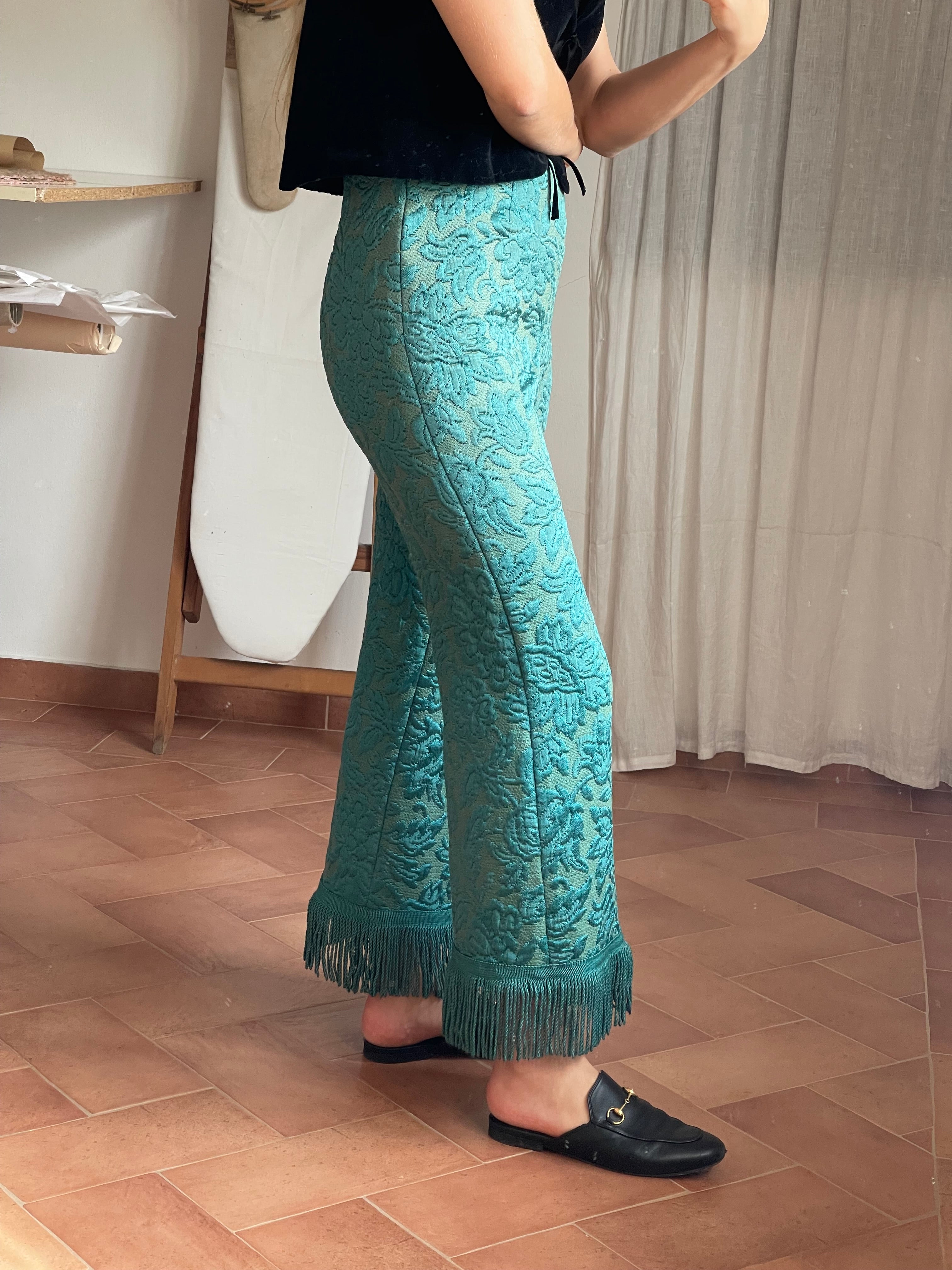 Pantalone jacquard con frange