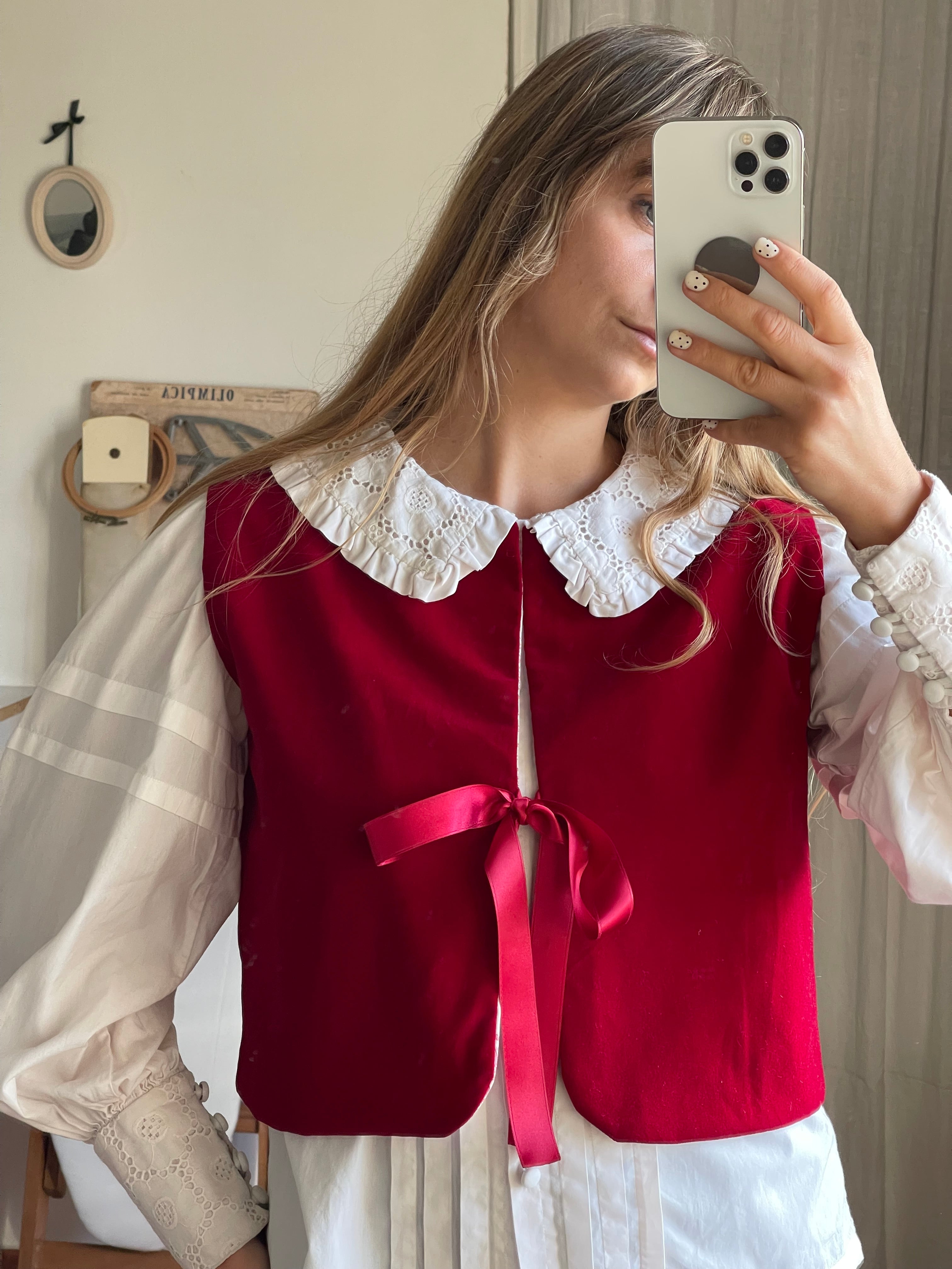 Gilet velluto rosso e toile de jouy