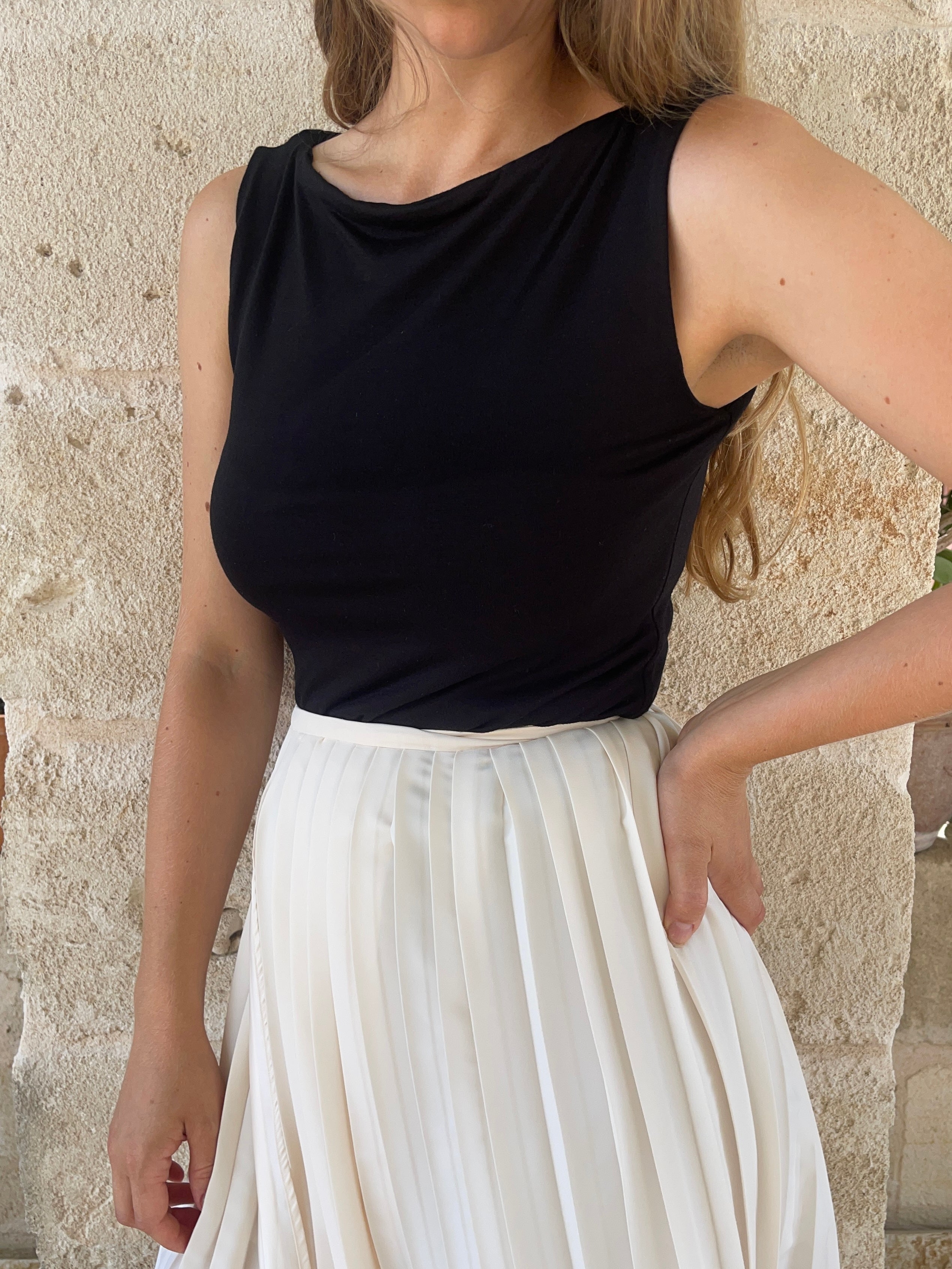Tank top with square neckline
