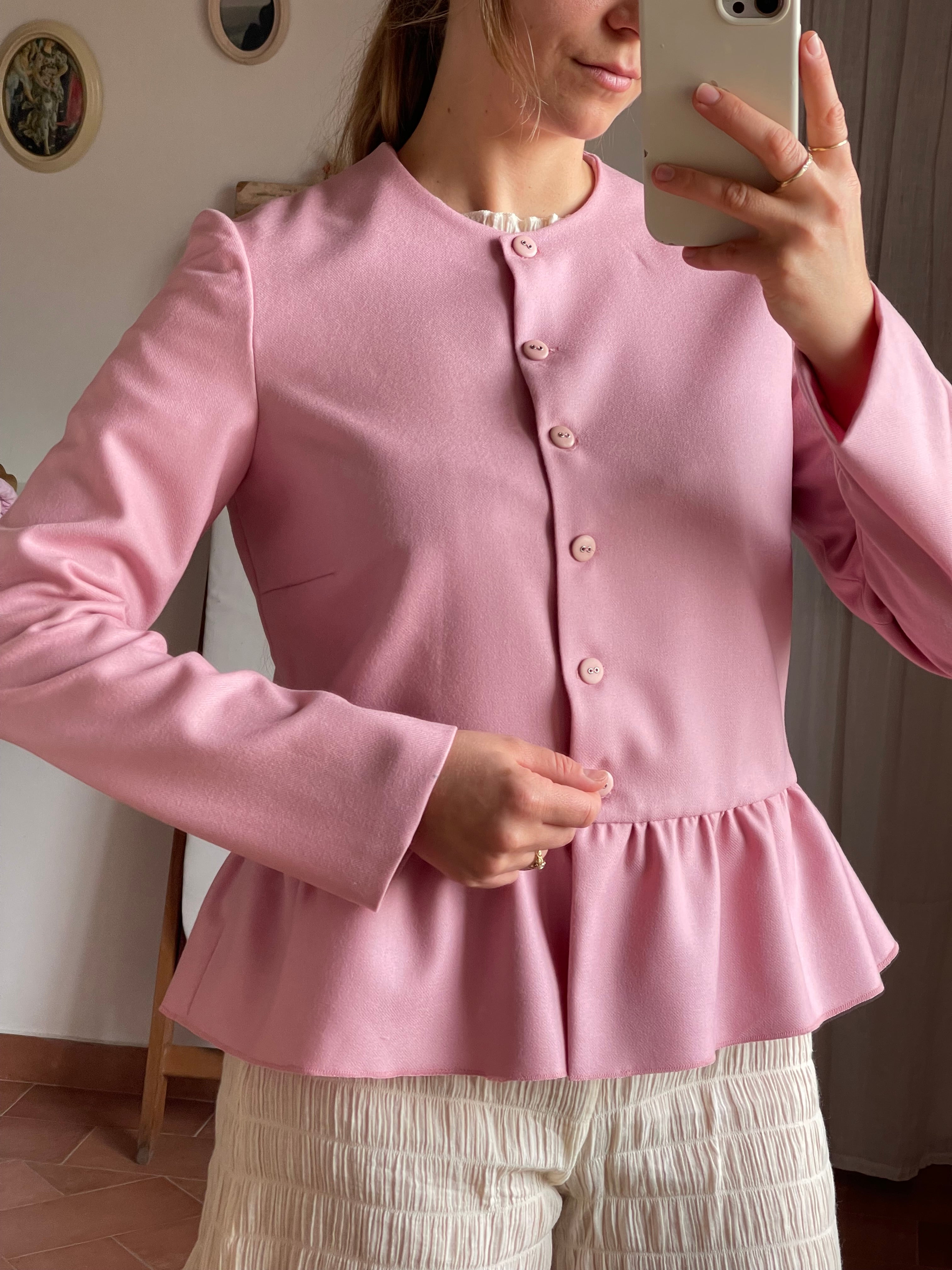 Giacchina con baschina rosa