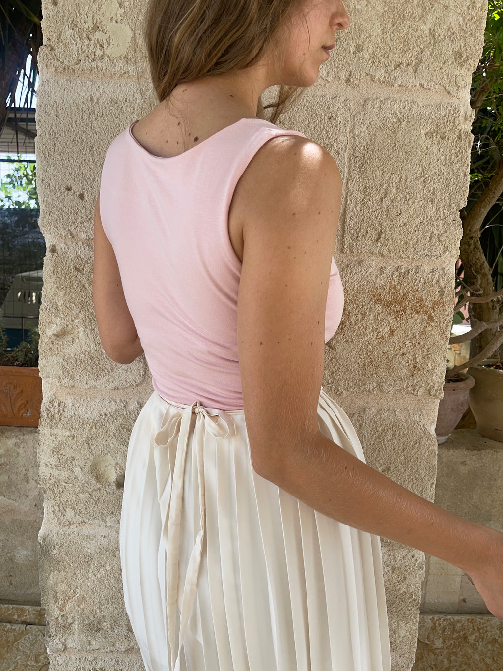 Tank top with square neckline