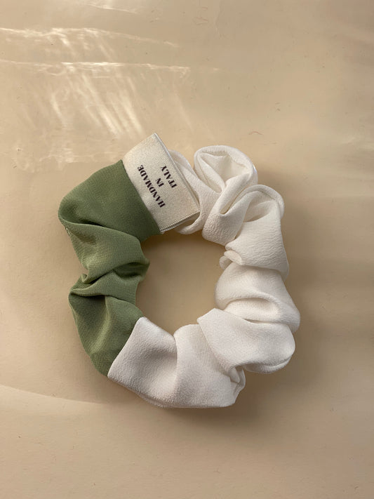 Medium Scrunchie seta bicolore