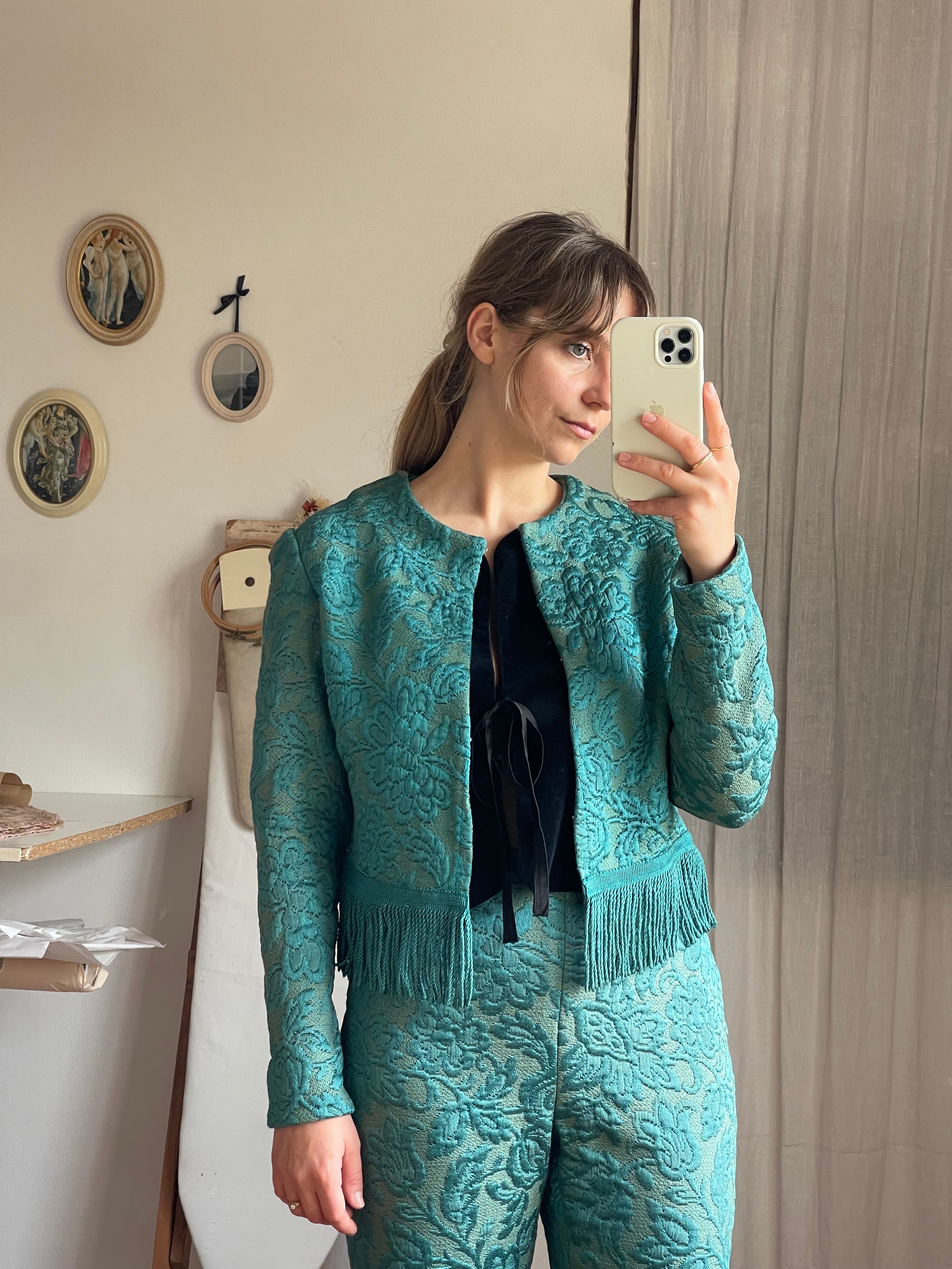 Giacchina jacquard con frange