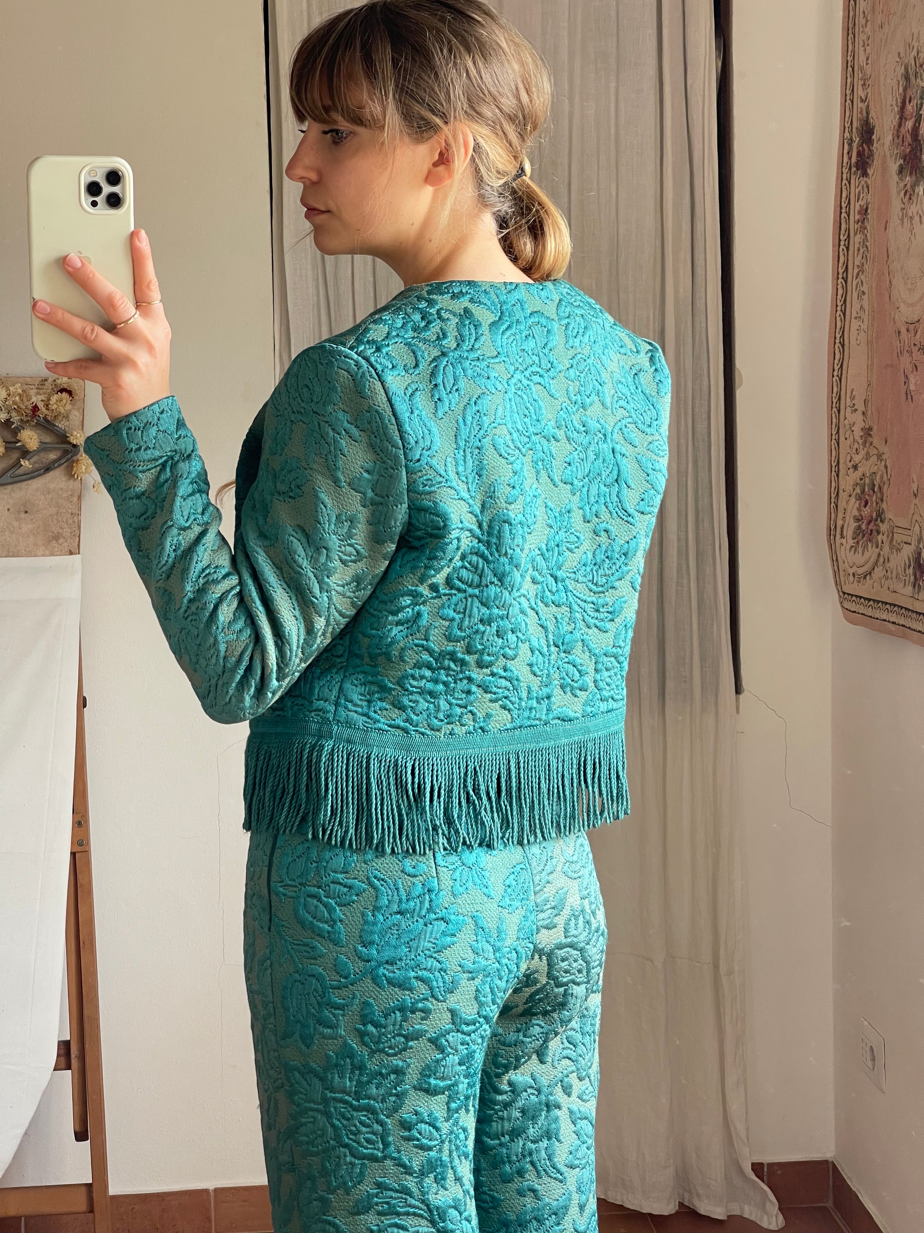 Giacchina jacquard con frange