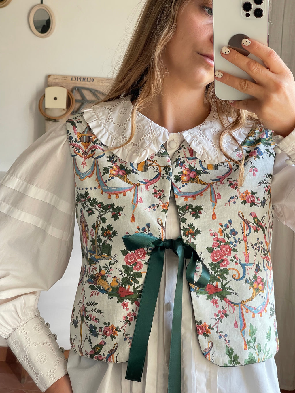 Gilet velluto verde e toile de jouy