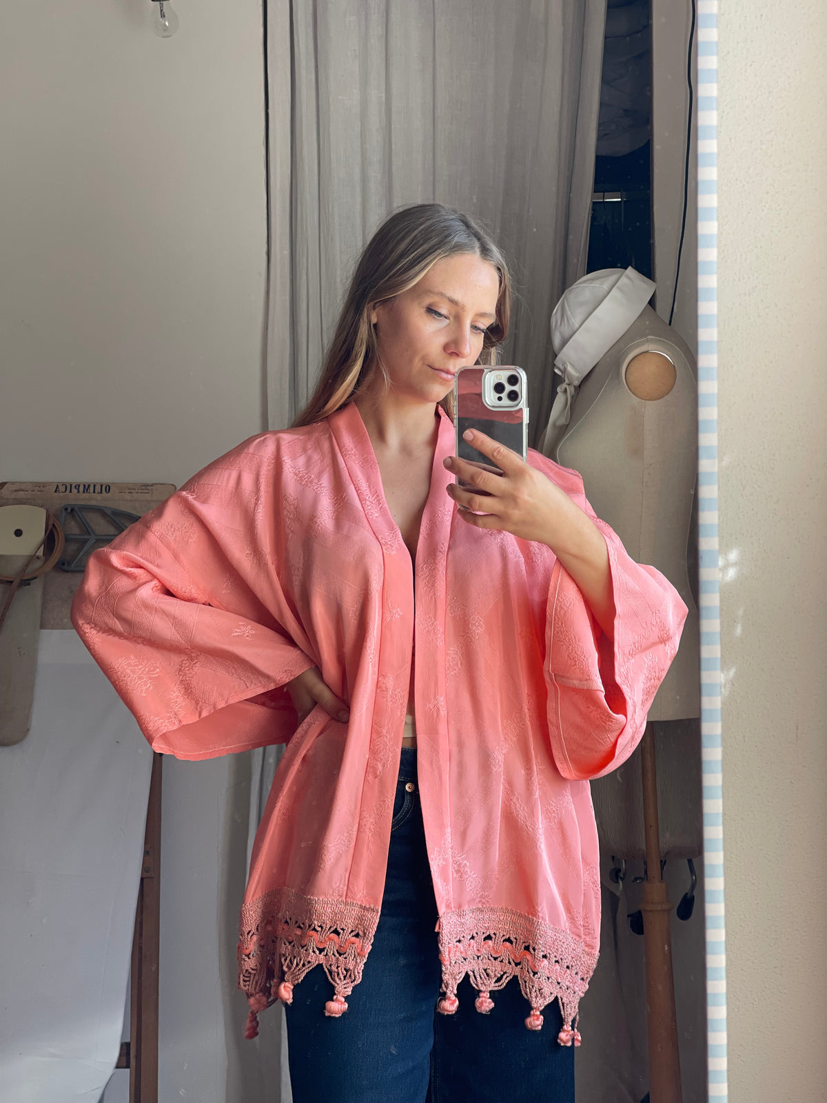 Kimono corto con passamaneria