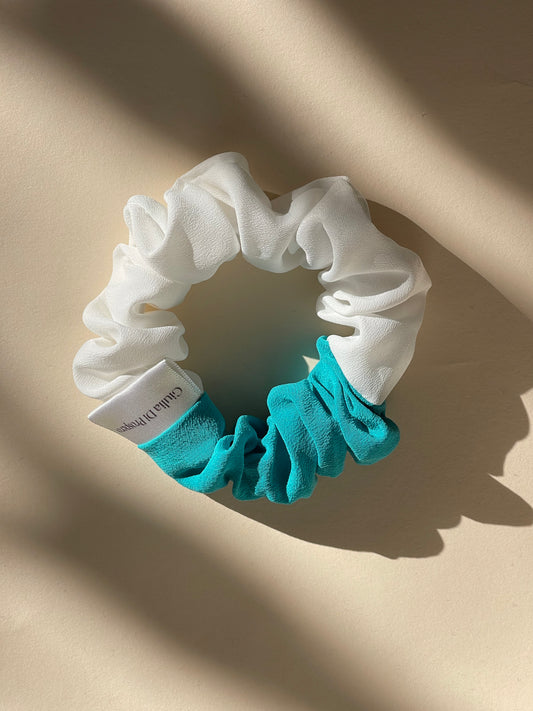 Medium Scrunchie two-tone single piece