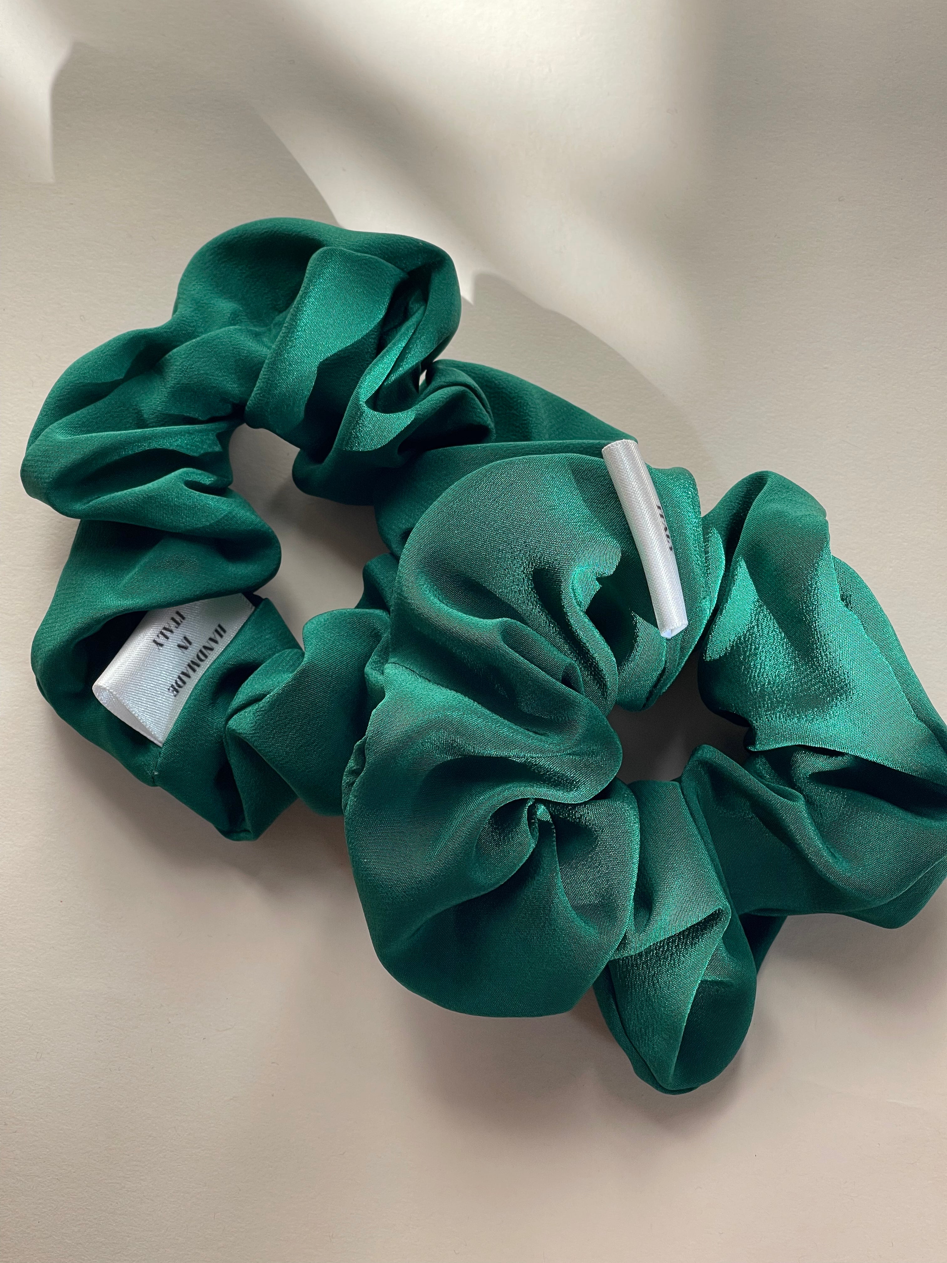 Maxi Scrunchie Seta verde