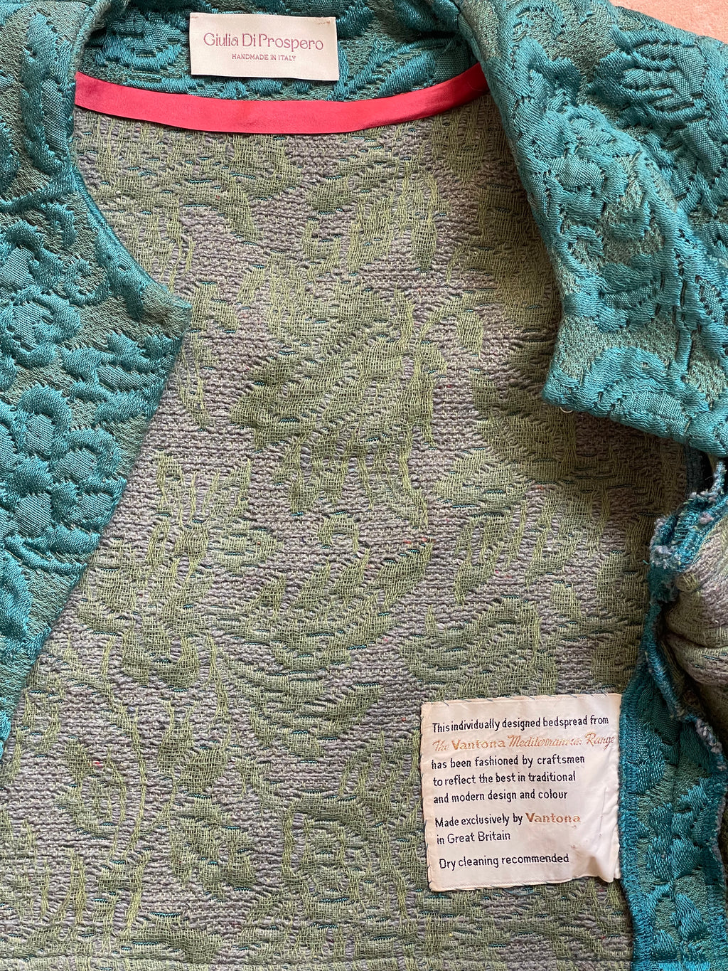 Giacchina jacquard con frange