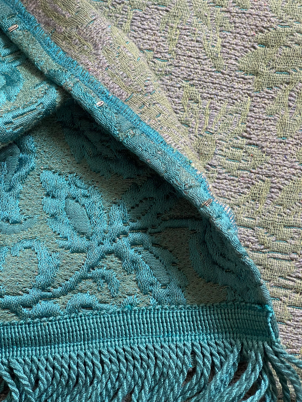 Giacchina jacquard con frange