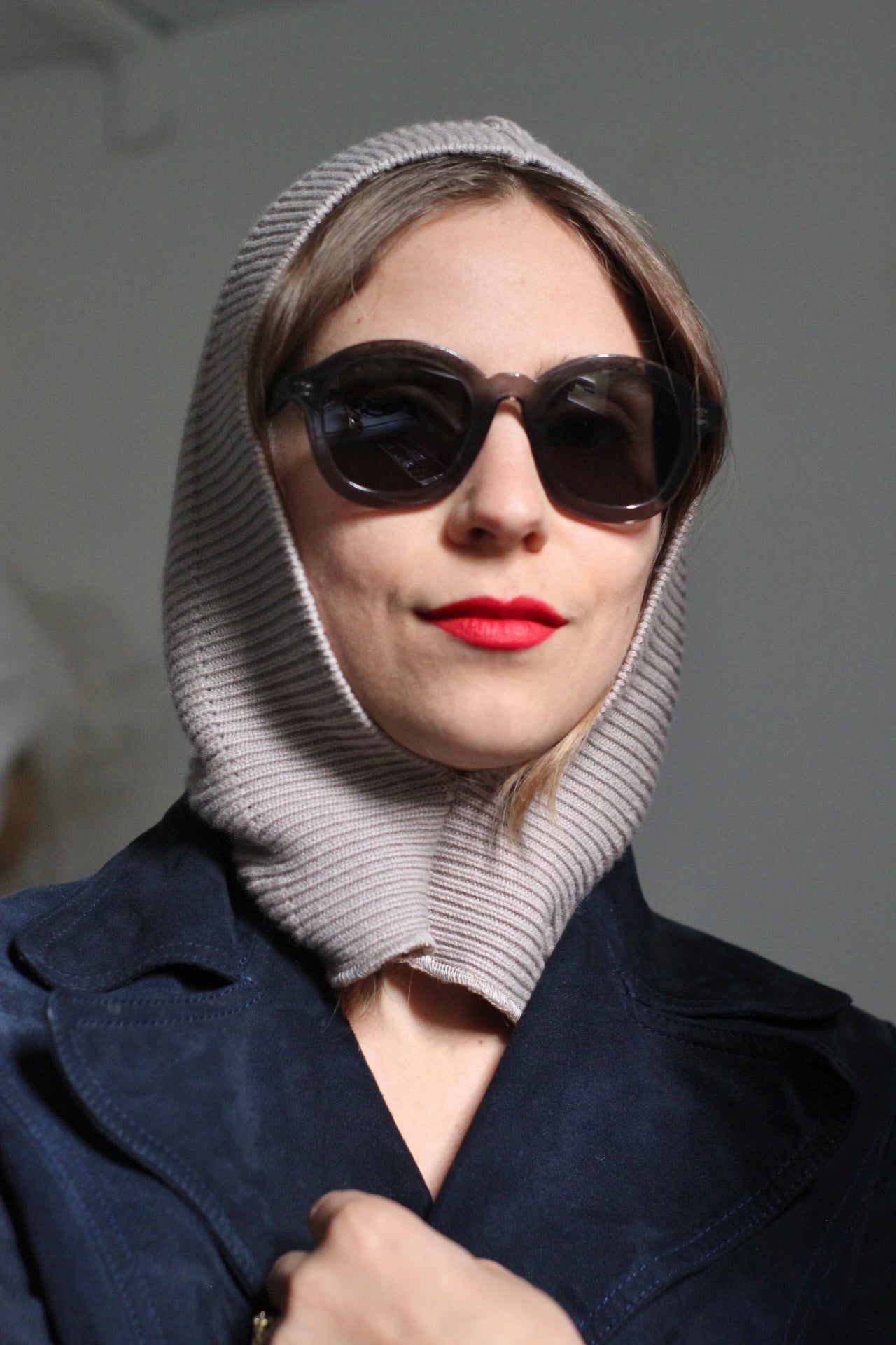 Balaclava greige