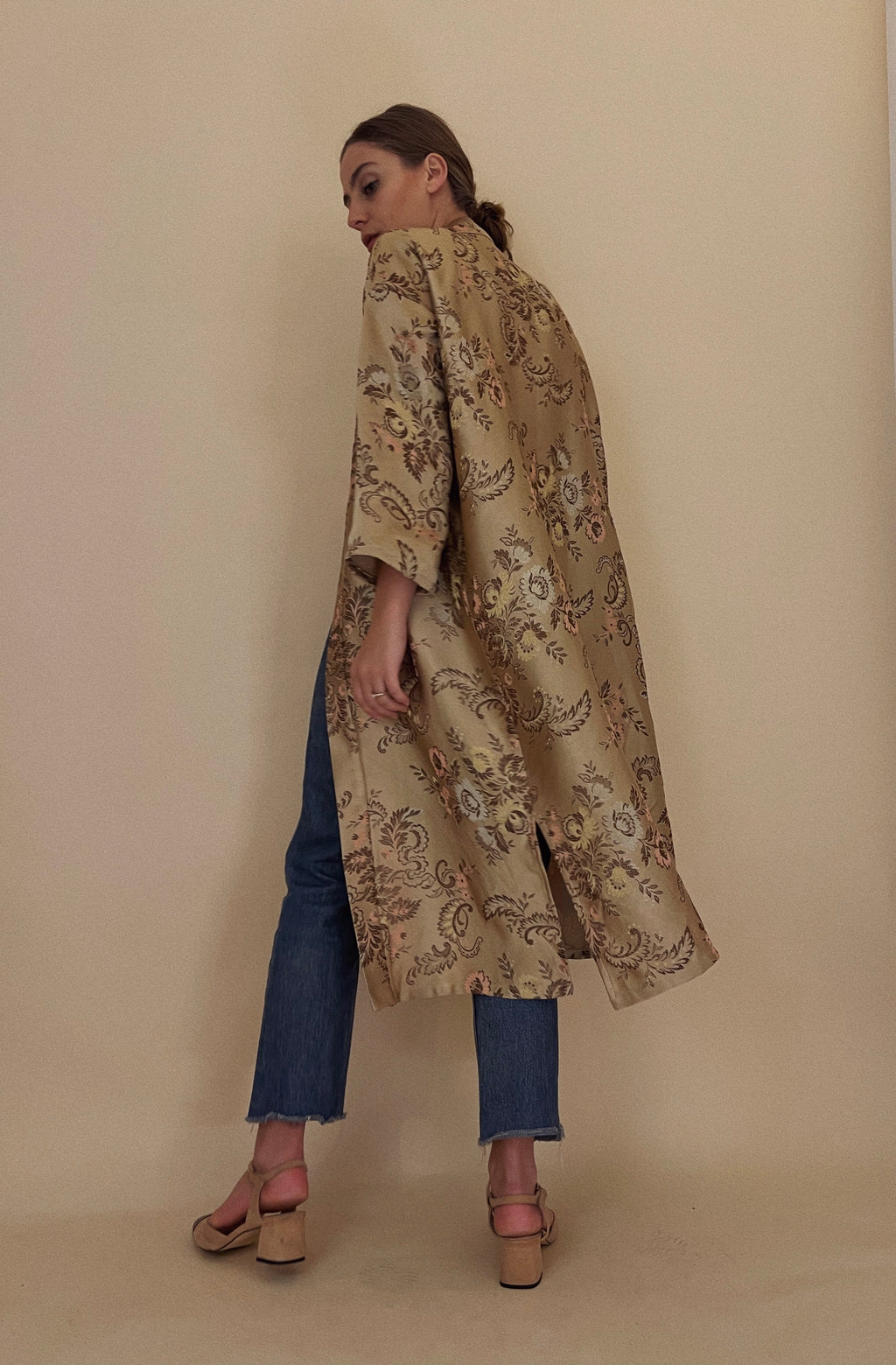 Kimono color beige