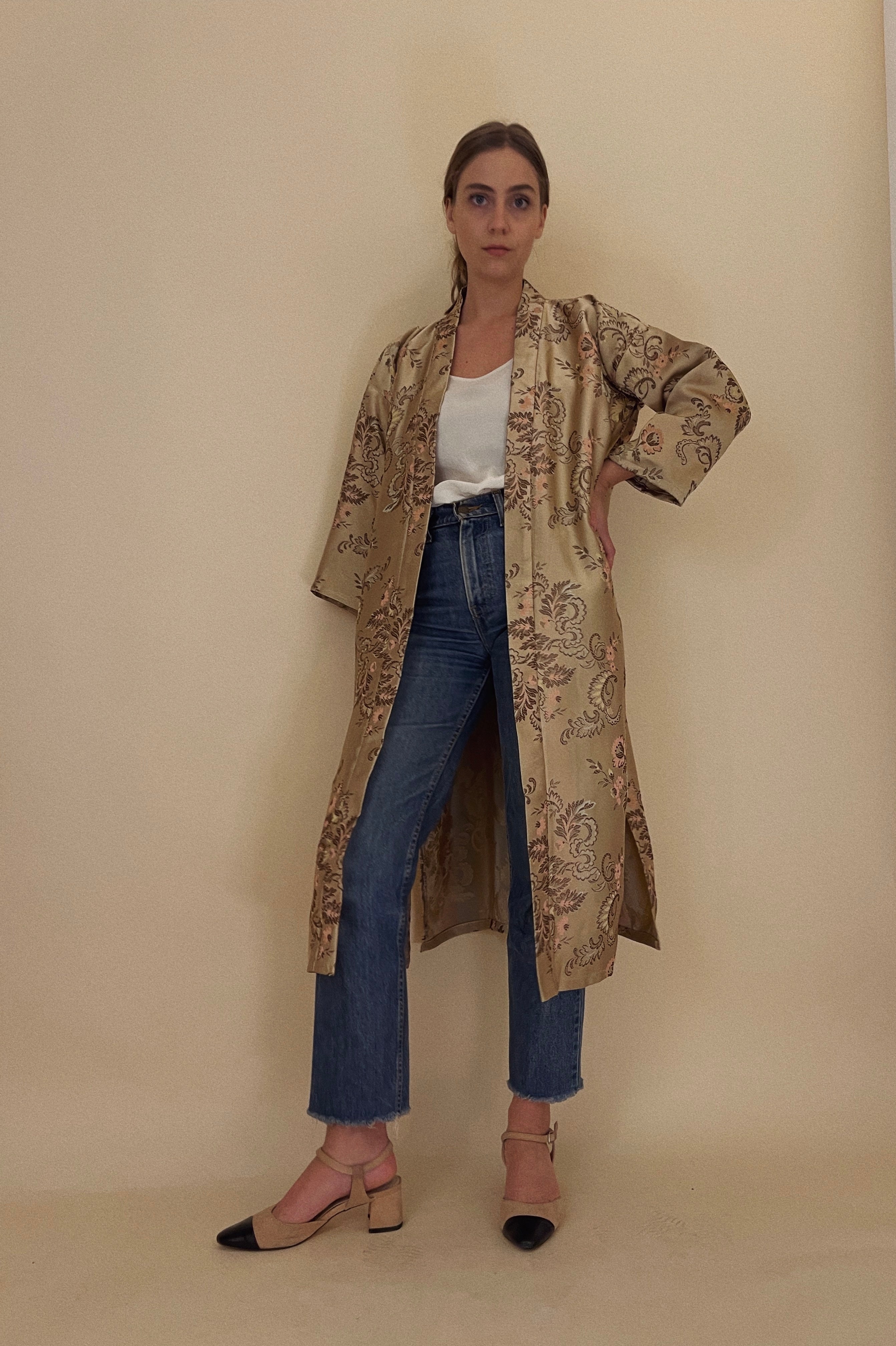 Kimono color beige