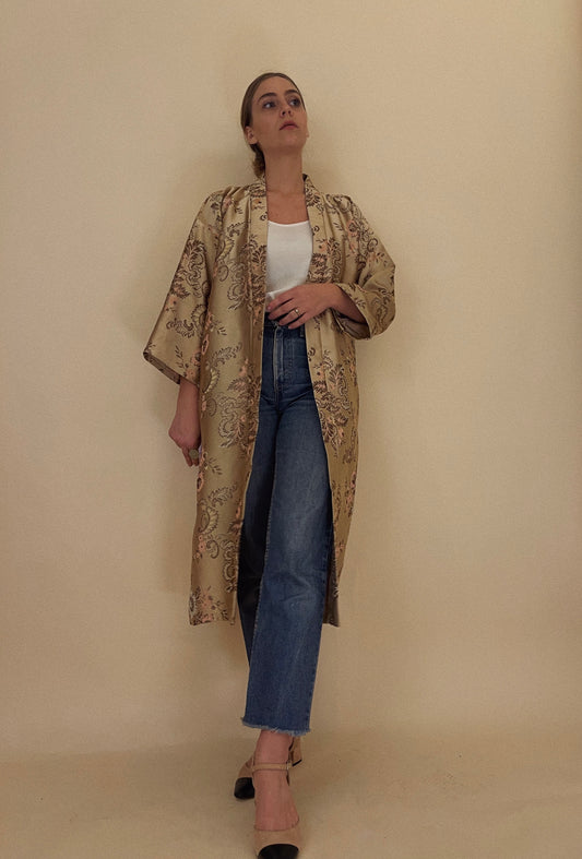 Kimono color beige