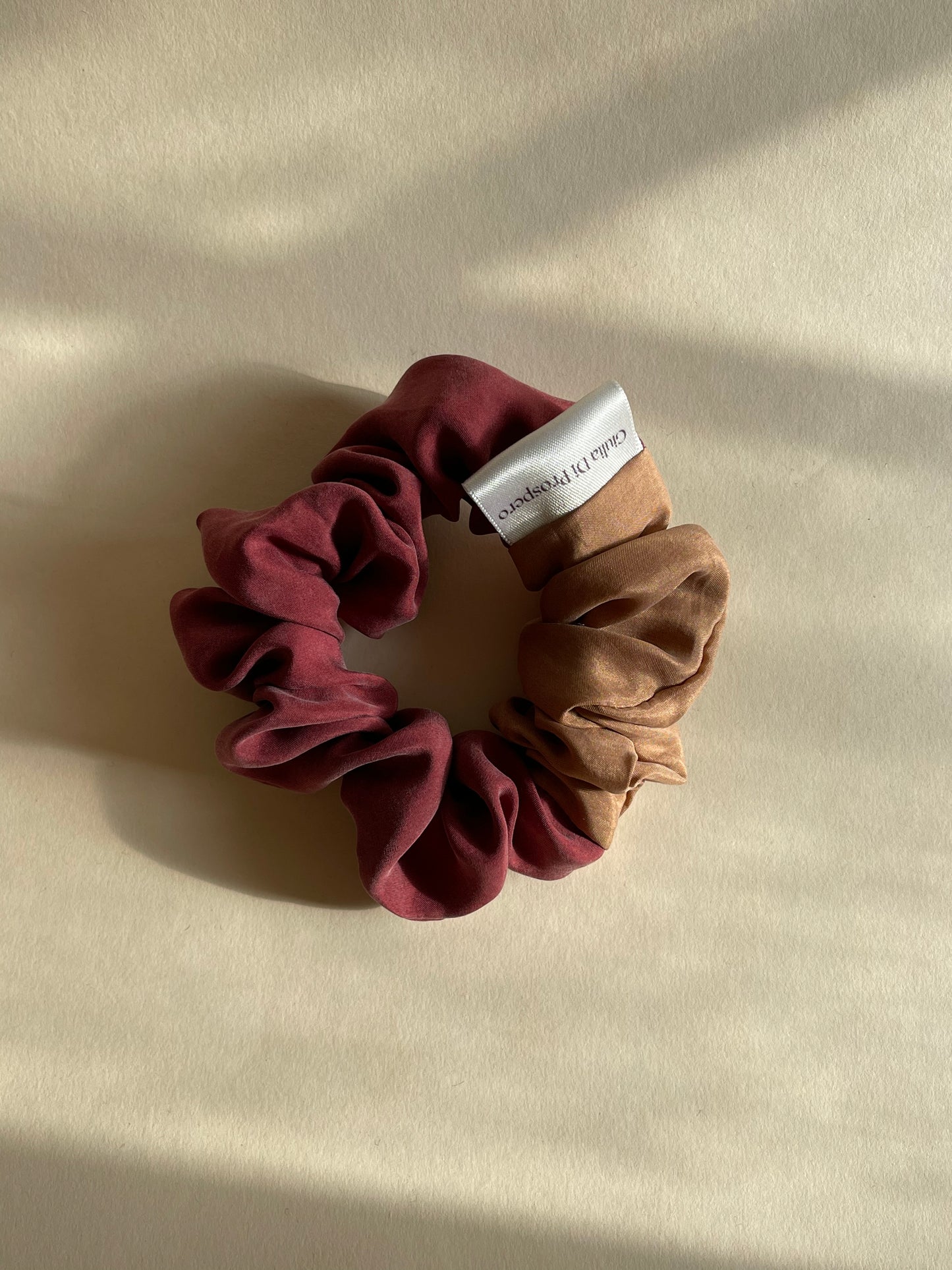 Medium Scrunchie two-tone single piece