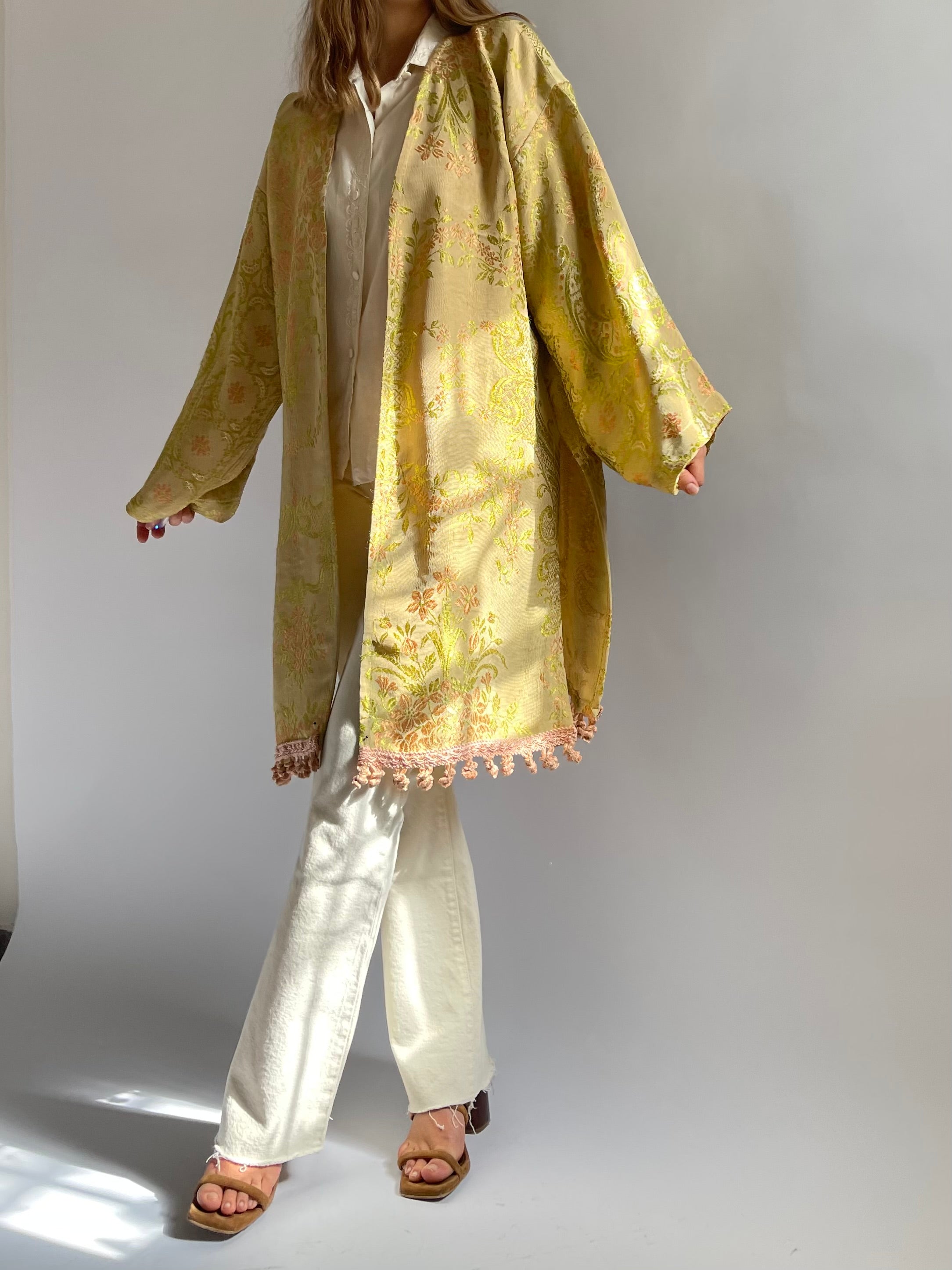 Kimono con passamaneria