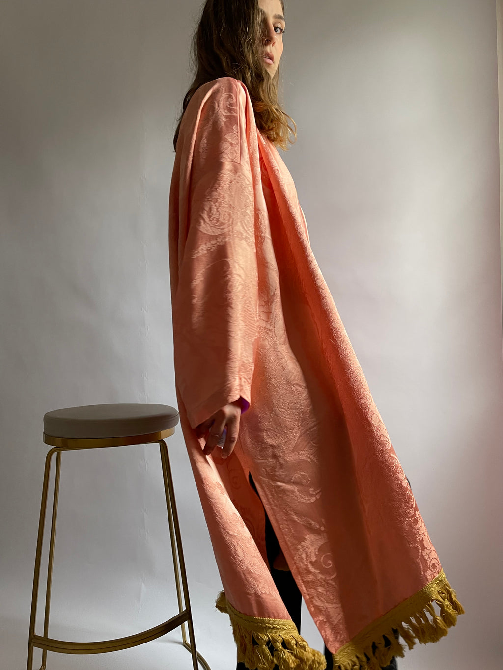 Kimono color pesca con frange